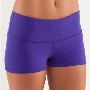 Lululemon Boogie Short Rare Find Faded Dot Embossed Bruised Berry